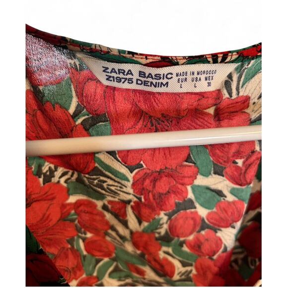 Zara Floral Vibrant Roses Whimsical Wrap Knee Length Dress Size Large. - Picture 4 of 4